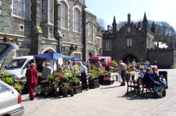 Bedford Square market