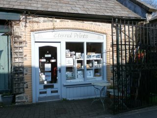 5 East End Stores